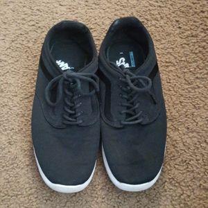 Vans black ultra cush lite walking sneakers